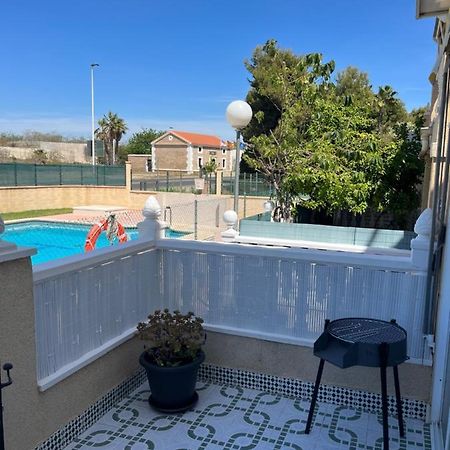 Appartement Villa-Celine Torrevieja Exteriör bild