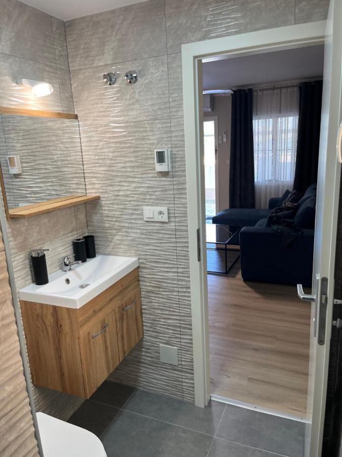 Appartement Villa-Celine Torrevieja Exteriör bild