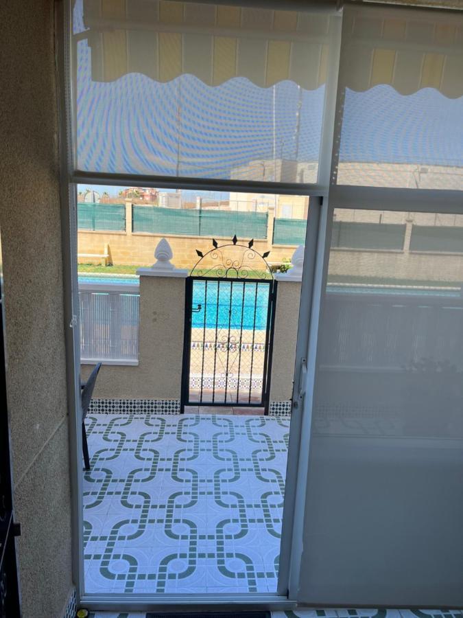 Appartement Villa-Celine Torrevieja Exteriör bild