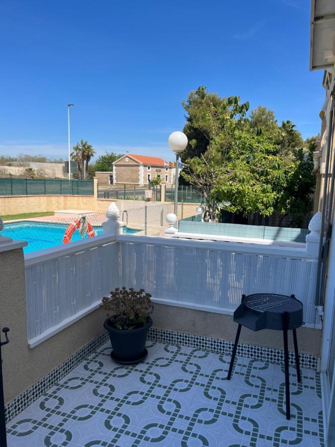 Appartement Villa-Celine Torrevieja Exteriör bild